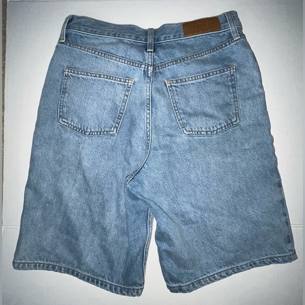 TOPSHOP Editor denim jean shorts 9.5" inseam light wash baggy skater Size 8 - Picture 3 of 5